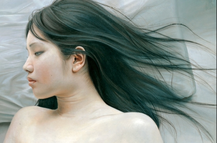 Японский художник Ацуси Сува и его ультрареалистичные девушки