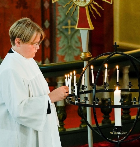 Норвежский принц Сверре Магнус прошел обряд конфирмации в церкви Аскера Норвежский принц Сверре Магнус прошел обряд конфирмации в церкви Аскера Монархи,Новости монархов