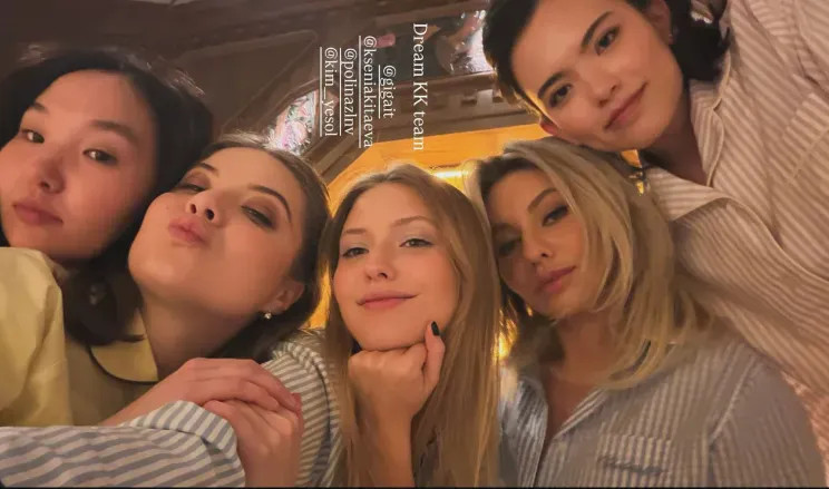 Стеша Маликова, Надежда Стрелец, Наталья Гольденберг и Оксана Рим отметили день рождения Ксении Китаевой рождения, Китаева, Ксении, Ксения, Стрелец, КитаевойДень, другие, Хоронжук, гостей, Надежда, Стеша, Полина, Зеленова, стиле, ресторане, Китаевой, собрала, бренд, КитаевойКсения, Кристина