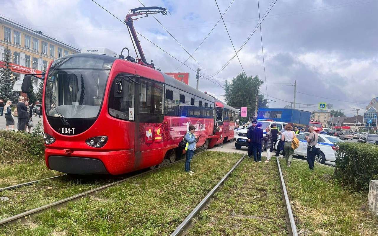 Произошло столкновение трамваев: что известно о страшной аварии в Златоусте