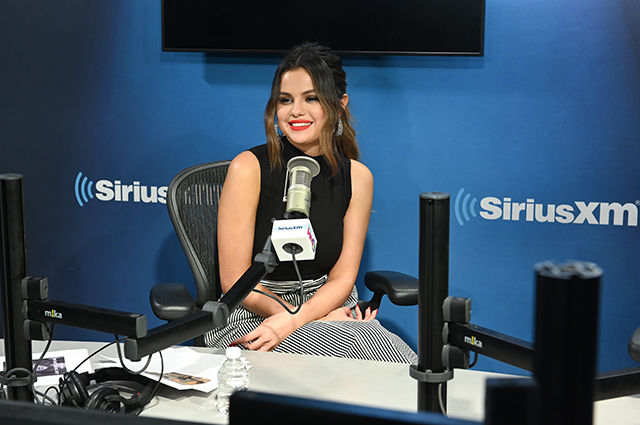 Селена Гомес рассказала, как критика бодишеймеров после набора веса на фоне борьбы с волчанкой сказалась на ее здоровье Новости красоты