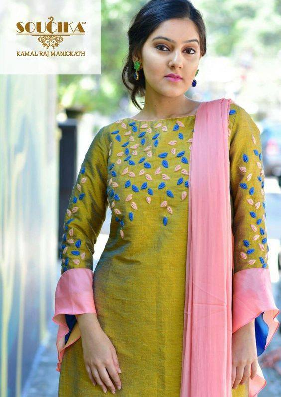 Простая техника красочной объёмной вышивки на одежде вдохновение