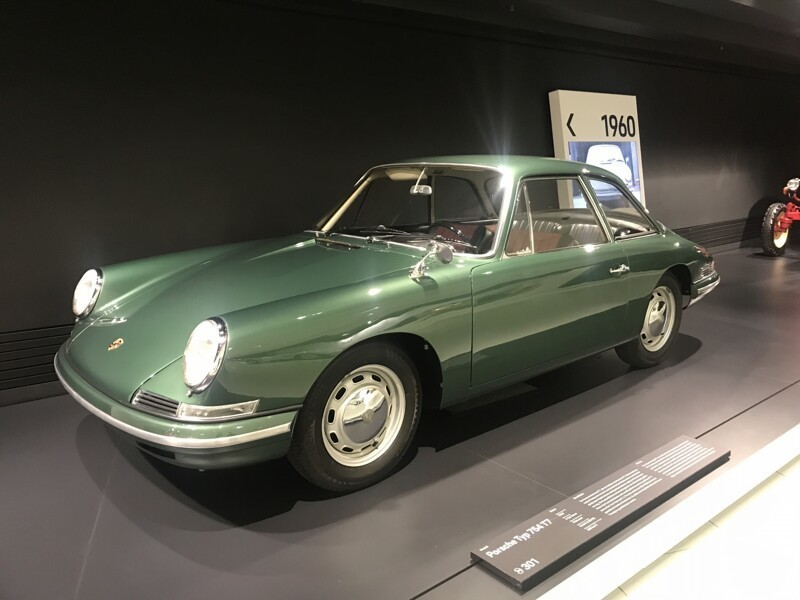 Из первых уст: музей Porsche в Штутгарте Порше, Porsche, Фердинанда, кузов, которая, этажа, Облегченный, музея, началось, музей, автомобилей, стекловолокна, рассматривается, жизнь, повлияла, алюминька, традиции, Более, искусства, формы