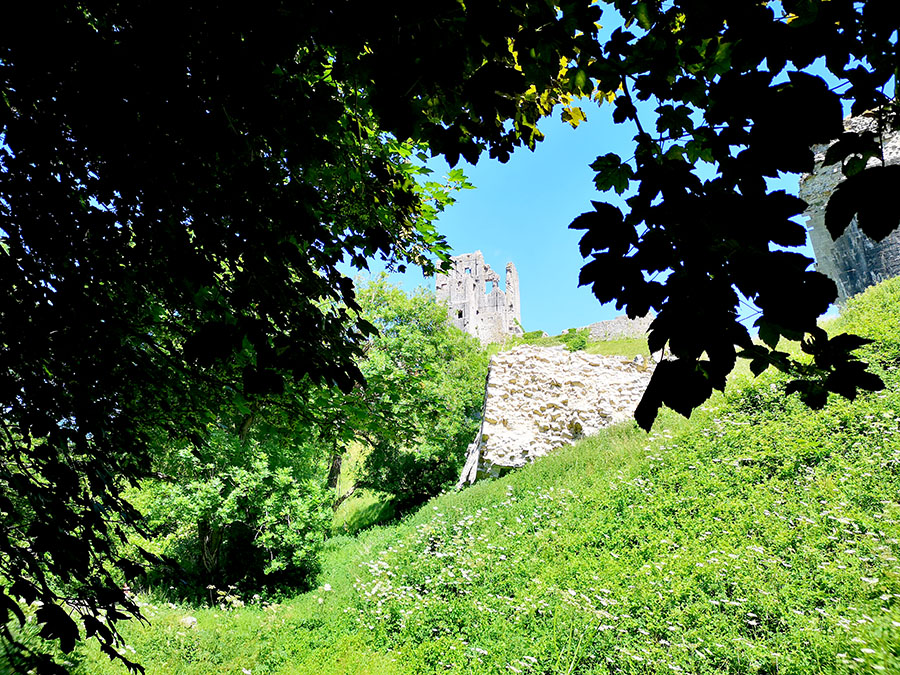 Замок Корф (Corfe Castle) – Одно Из Самых Загадочных Мест Графства Дорсет Замок Корф (Corfe Castle) – Одно Из Самых Загадочных Мест Графства Дорсет авиатур