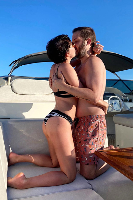 Оксана Лаврентьева рассказала Агате Муцениеце о разводе, изменах, скандальном фильме Tatler и браке с Цыпкиным Интервью