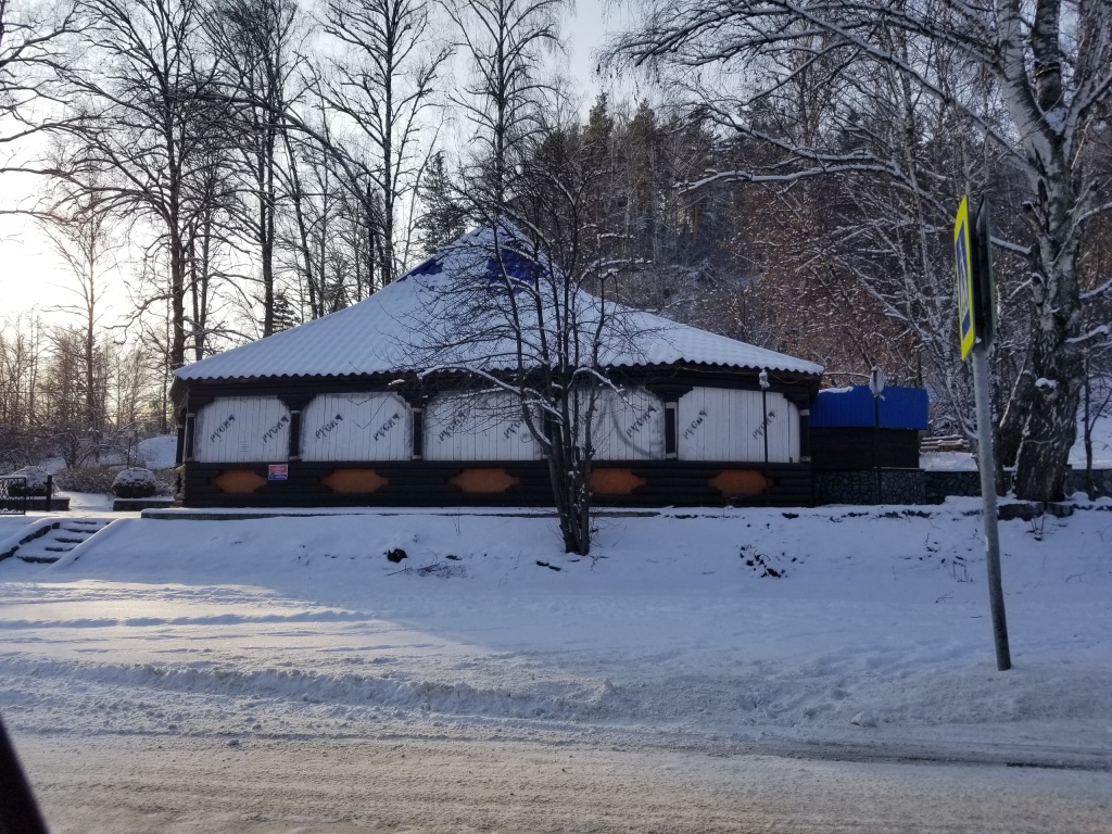 Закрытые кафе в горном Алтае.jpg