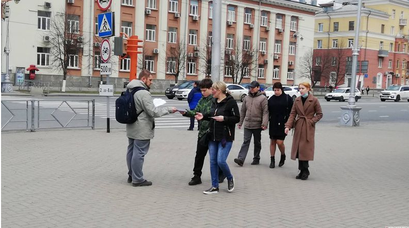 «Нашим детям объявлена война!»: независимые общественники, родители и эксперты «вкололи» цифровизаторам образования «сыворотку правды» россия