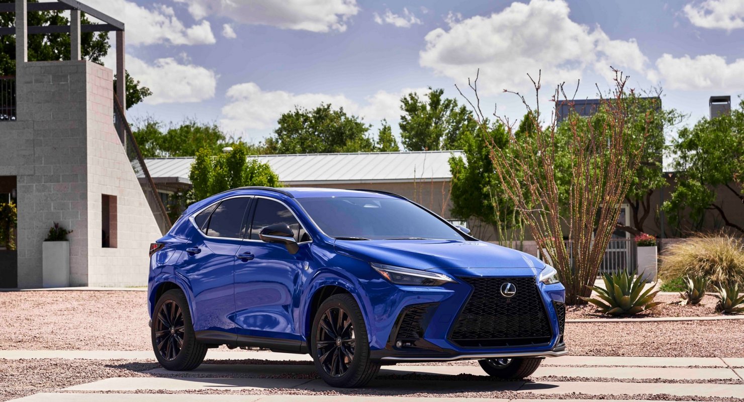 Lexus NX 2021 года — свежий взгляд производителя на кроссовер