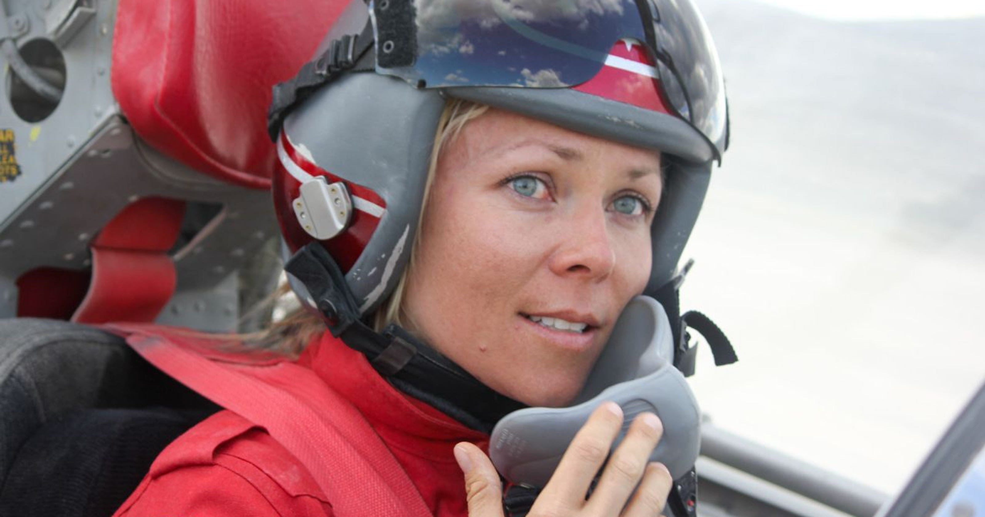 При попытке установить рекорд скорости погибла одна из ведущих «Разрушителей легенд» аварии,авто и мото,катастрофы,рекорды,трагедии