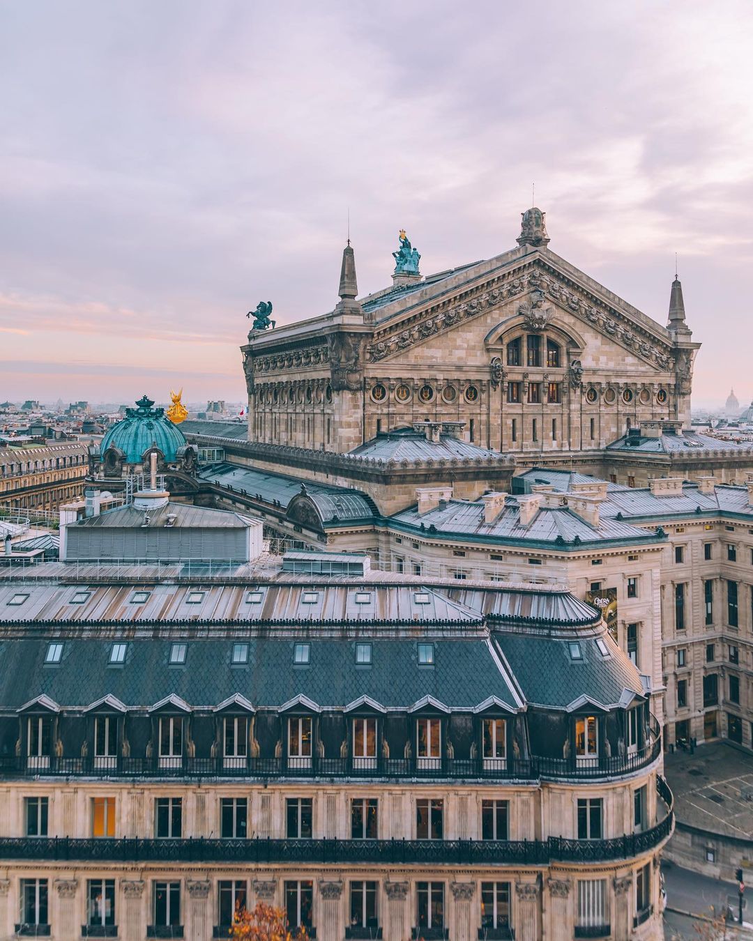 Города и природа на снимках Мэри Куинси