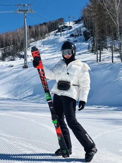 Татьяна Навка с детьми на Алтае, а Настя Ивлеева на берегу Финского залива: как звёзды провели выходные Навка, КиценкоПолина, ДиброваПолина, НавкаТатьяна, отдыха, Полина, время, России, Дмитрия, Настя, ИвлееваПолина, ИвлеевойНастя, Насти, ИвлееваФото, ИвлееваНастя, Российские, Бегак, ЖасминЖасминФилипп, КиценкоРанее, ЖасминФото