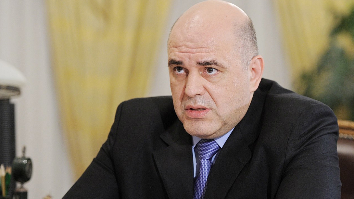 Мишустин выразил соболезнования родным и близким трагически погибшего главы МЧС Зиничева