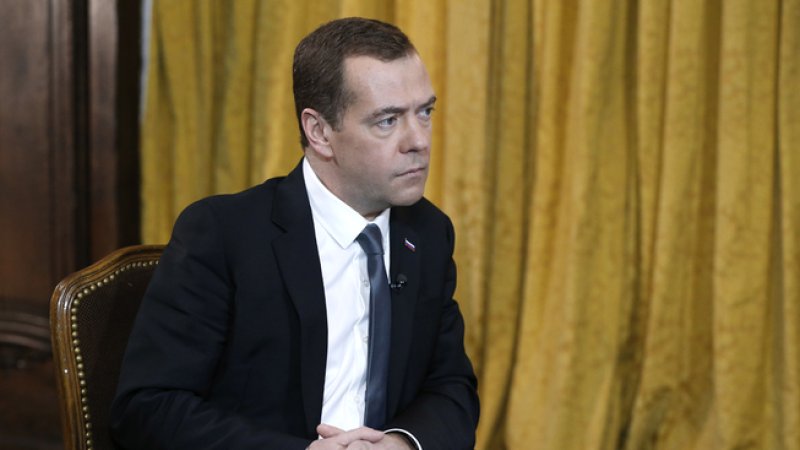 «Она всегда жила с кристально чистой совестью»: Медведев выразил соболезнования семье Алексеевой