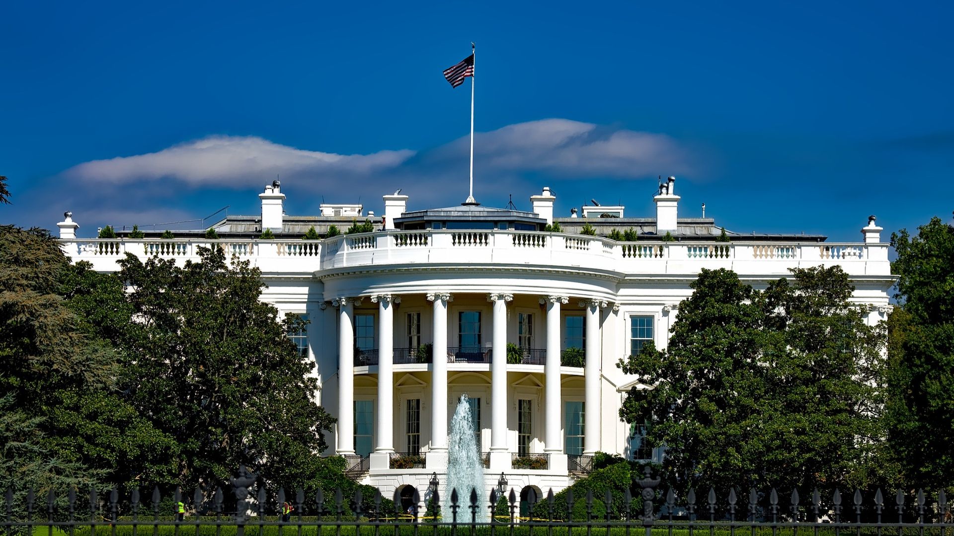 Белый дом: конгресс должен повысить потолок госдолга без каких-либо условий