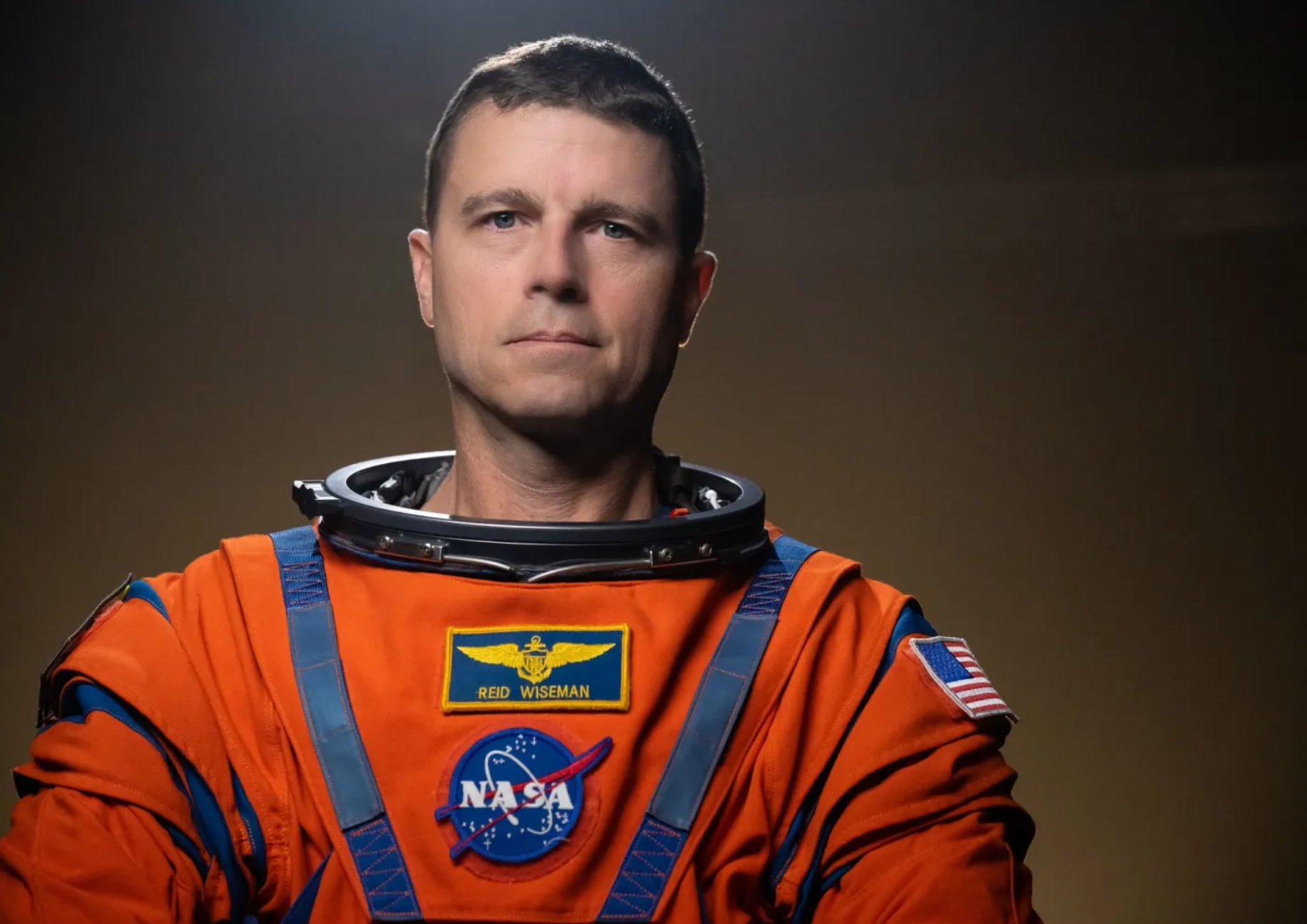 Попросил назвать кратер на Луне в честь жены, которая умерла от рака: что известно о самом обсуждаемом в Сети астронавте — Риде Уайзмане Уайзман, миссии, Кэролл, также, «Артемида2», Уайзмана, полет, после, когда, Землю, справа, дочками, фотосоцсетиРид, чтобы, астронавтов, Земле, науки, назвать, кратер, более