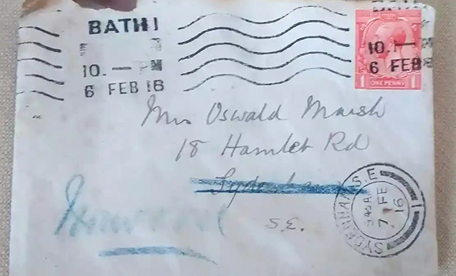 Англичанин получил на свой адрес письмо. Но присмотревшись увидел, что оно было отправлено еще 107 лет назад
