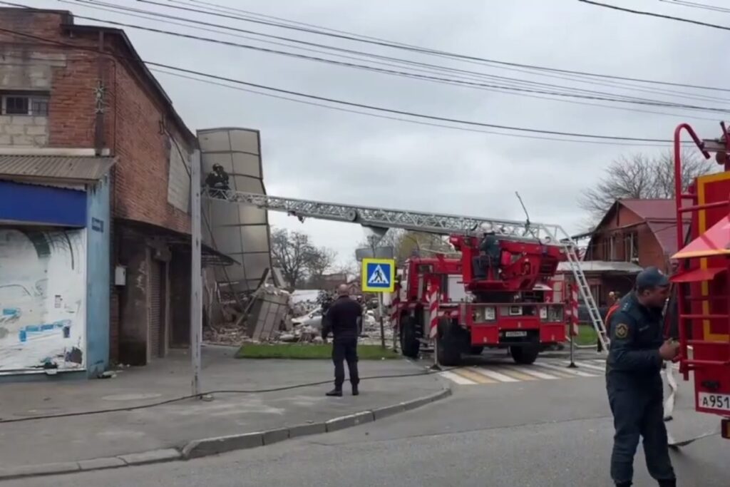 Не менее восьми человек пострадали при взрыве во Владикавказе
