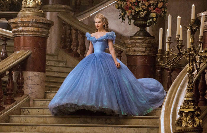Голубое платье Золушки – один из самых сложных нарядов в кино