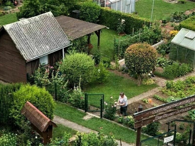 Почему в Германии запрещено ночевать на дачах где и как,дача,кто,сад и огород