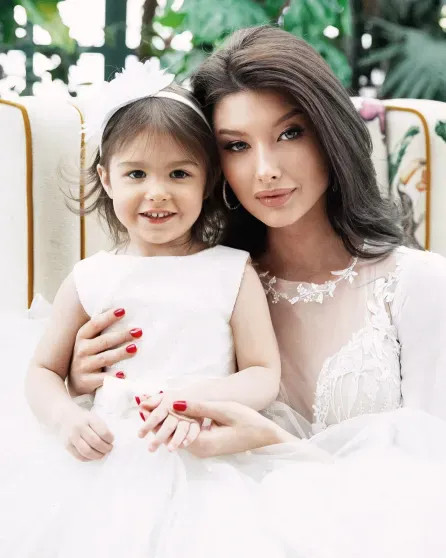 Михаил Хубутия, известный нападением с топором на любовницу, женился на матери своих детей после 30 лет совместной жизни Хубутия, Екатерина, рублей, отношений, тысяч, Екатерине, после, время, Джанашия, словам, топором, заявлял, эксминистр, Михаил, торговли, плохим, финансовым, считает, человеком, поводу