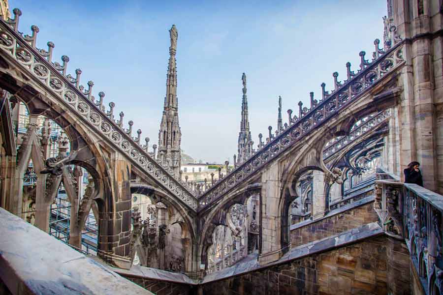Миланский собор - яркий пример итальянской готики