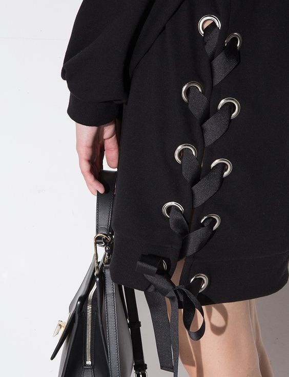 Акцент на шнуровку одежда,рукоделие,своими руками,шнуровка в одежде