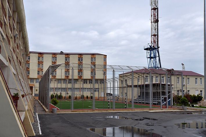 посёлок, Нефтяные Камни, история, интересное