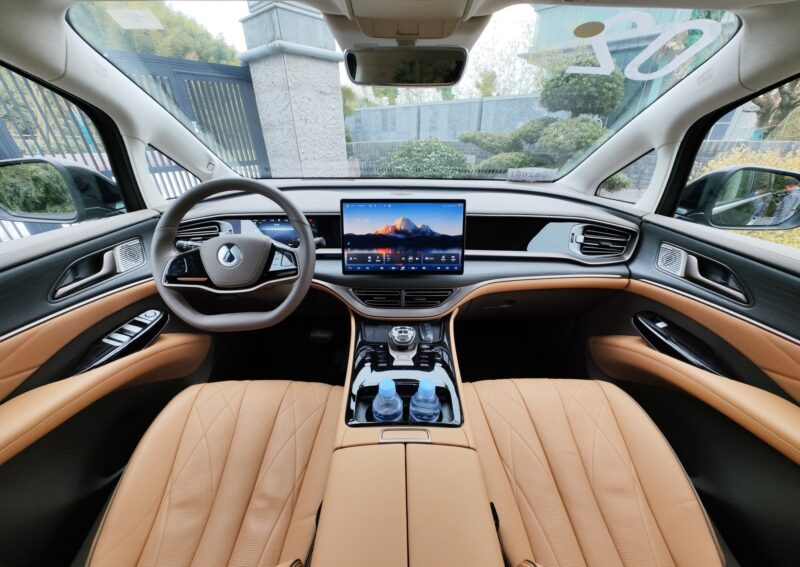 Скоро будет выпущен электрический 7-местный внедорожник BYD Denza N8, D9 появится в Европе, сообщает GM