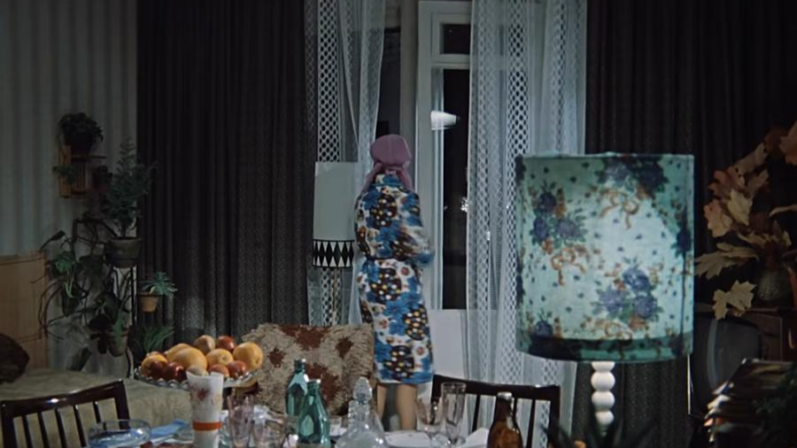 Нелепые квартиры или важный декор? 6 гротескных квартир в советских фильмах подчёркивающие пороки или достоинства героев идеи для дома,Интерьер и дизайн