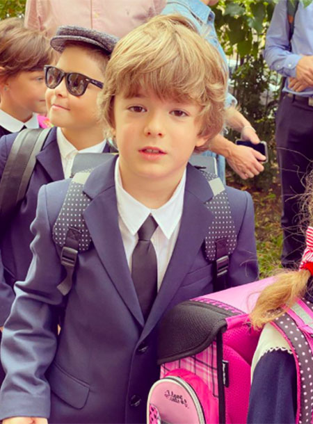 Надежда Михалкова впервые вышла в свет вместе с детьми Надежда Михалкова впервые вышла в свет вместе с детьми Дети,Дети знаменитостей