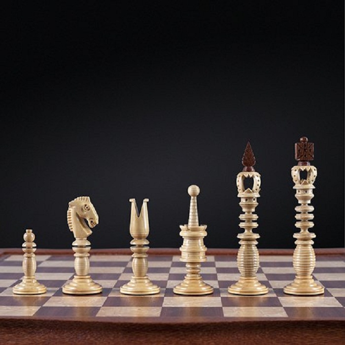 Пшс шахматы сайт. Шахматы 19 век Англия. Шахматы 19 века Елим Демидов. Шахматные фигуры. Шахматы красивые.