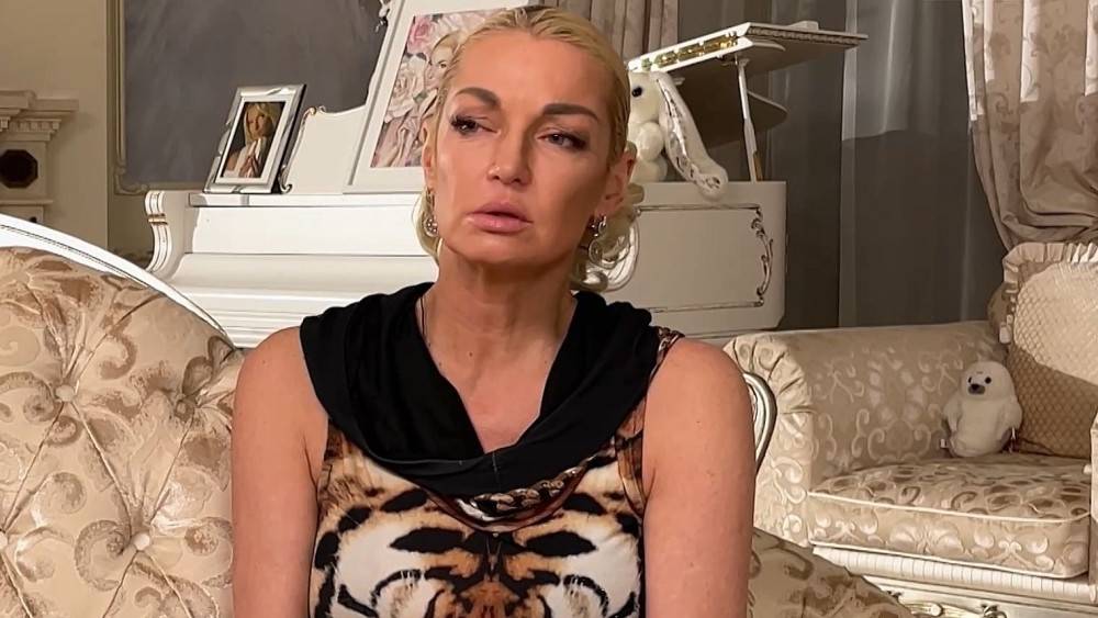 Волочкова обрушилась с критикой на Большой театр после гибели артиста во время спектакля