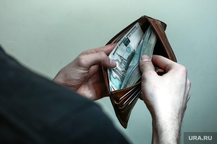 Зарплата россиян выросла в 20 раз, но лишь каждый десятый имеет приличный доход