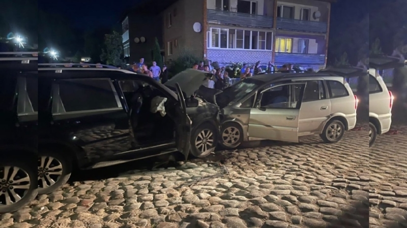 Два человека погибли в ДТП под Калининградом, трое ранены