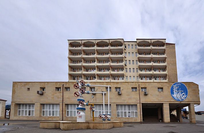 посёлок, Нефтяные Камни, история, интересное