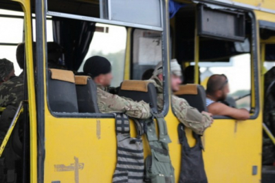 В Винницкой области водителя маршрутки поставили на колени за жестокое избиение ветерана АТО