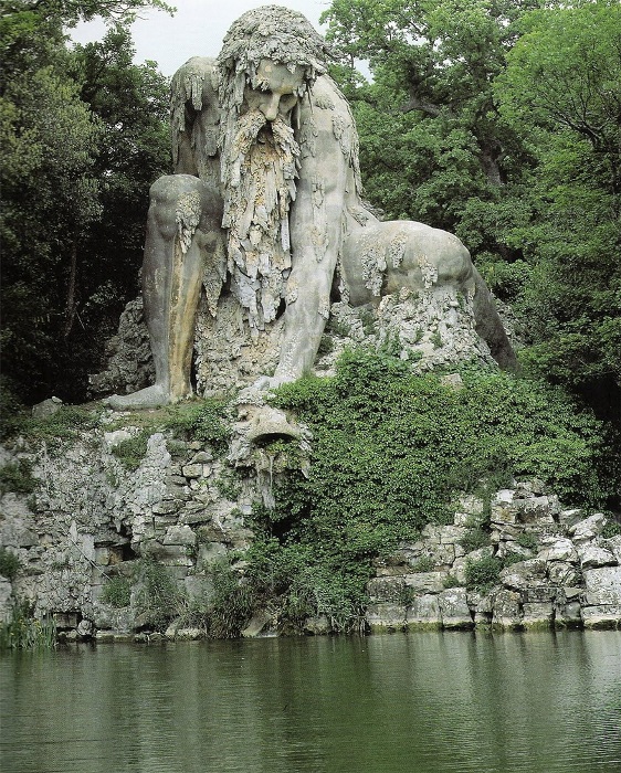Апеннинский колосс, скульптор - Джамболона (Giambologna), Флоренция, Италия Необычные статуи мира