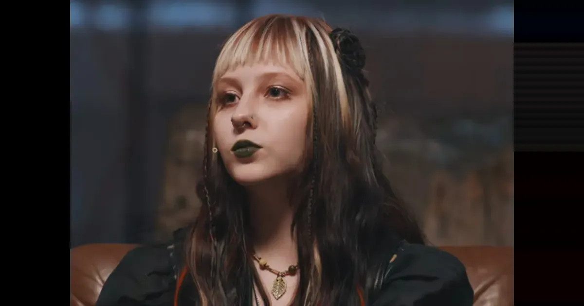 "Я самовыражаюсь". 18-летняя дочь Глюкозы ответила тем, кто считает её наркоманкой