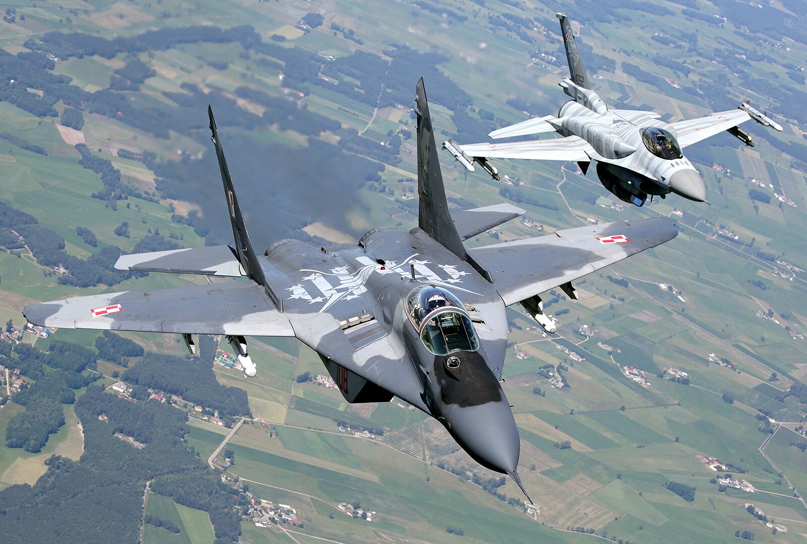Бесспорное превосходство МиГ-29 над натовскими F-16 — стало горькой правдой для военных НАТО ввс