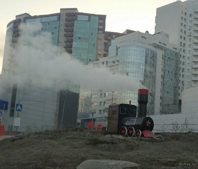 Необычные арт-объекты на теплотрассе в Новосибирске Необычные арт-объекты на теплотрассе в Новосибирске приколы,юмор