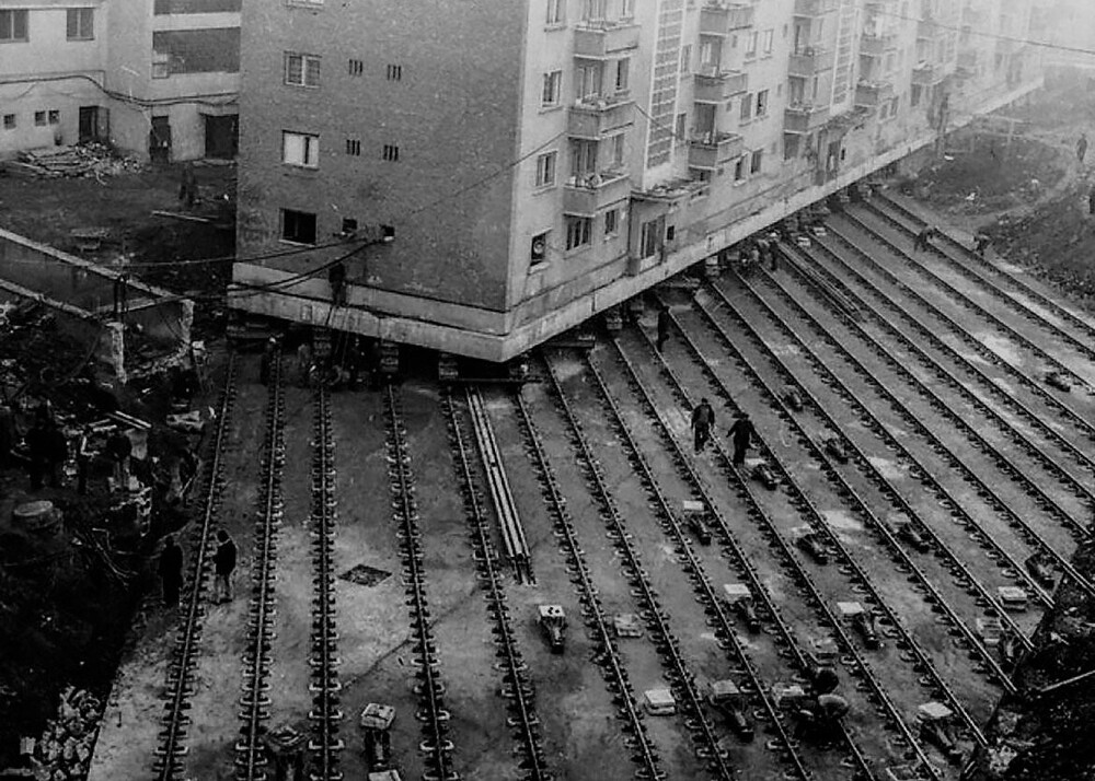 Шутки от СССР: передвинуть дома так, чтобы жители не заметили  архитектура, здания, интересное, необычное,СССР
