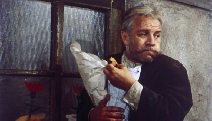 За кадром фильма «Бег»: Как советским режиссерам удалось впервые экранизировать Булгакова За кадром фильма «Бег»: Как советским режиссерам удалось впервые экранизировать Булгакова