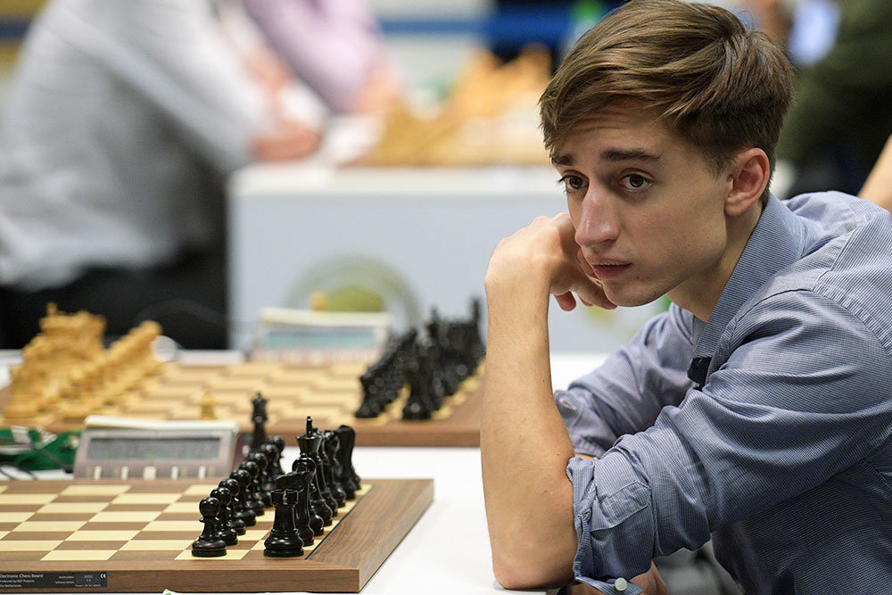 Шахматист Дубов не захотел играть в маске и не пришел на турнир