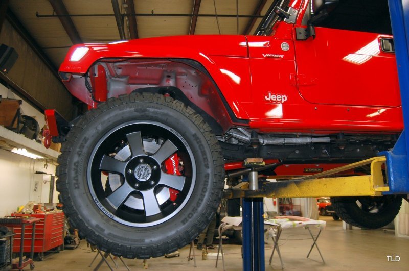 Сердце гадюки в теле ковбоя: необычный гибрид Jeep и Dodge dodge, jeep, авто, автомобили, внедорожник, джип, свап, тюнинг