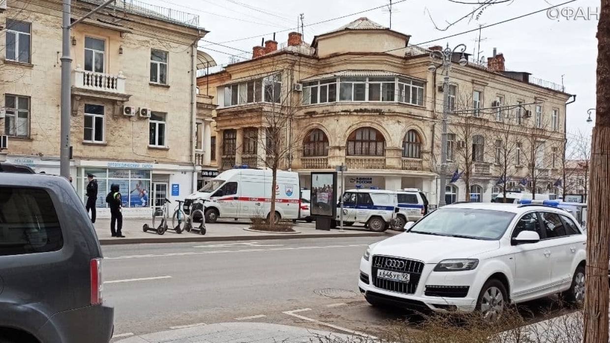 В Севастополе проверяют офис партии «Единая Россия» на наличие бомбы