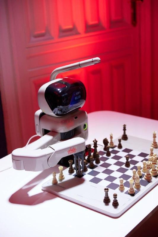 Встреча с настоящим космонавтом и шоу роботов: куда сходить 12 апреля с ребенком Встреча с настоящим космонавтом и шоу роботов: куда сходить 12 апреля с ребенком расскажет, путешествие, «Робостанции», космонавтики, станет, также, выставке, космических, космонавты, апреля, узнают, помощью, космосе, жизни, поделится, смогут, настоящие, Вселенной, очаровательный, «Правда