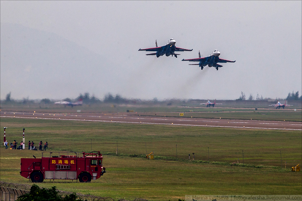 Русские витязи и Стрижи на China Airshow 2016