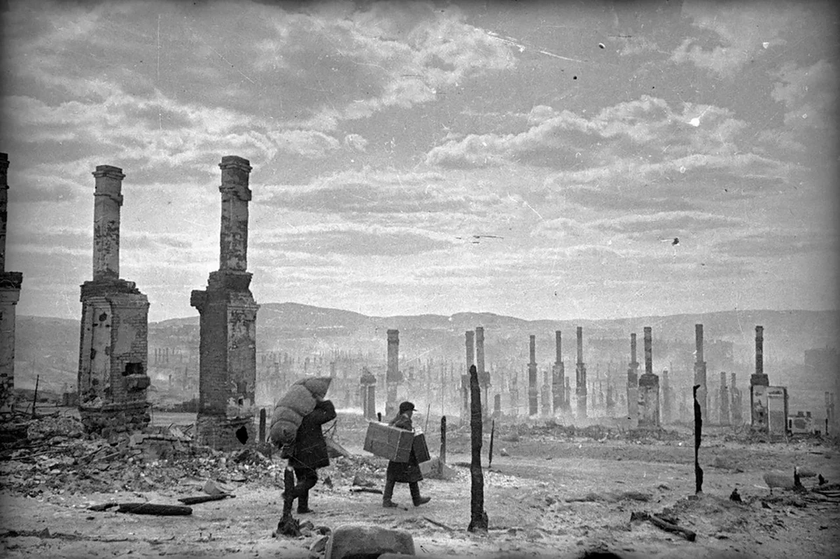 Мурманск после фашистских налетов в 1941 году. Изображение взято из открытых источников.