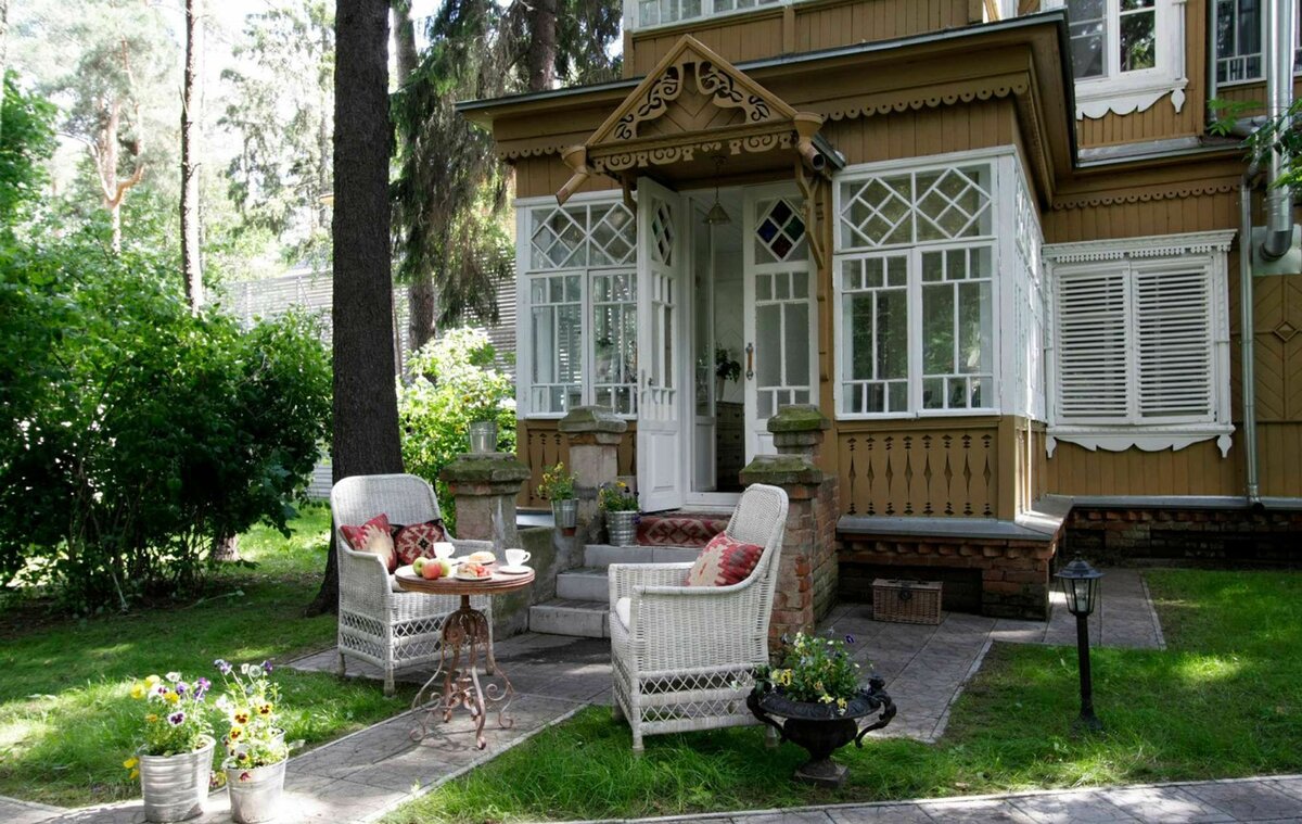 стиль русская усадьба в интерьере загородного дома
