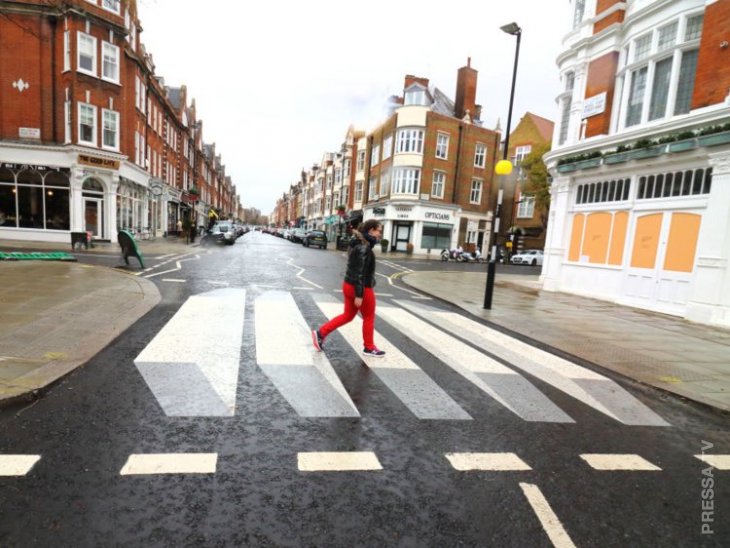 3D пешеходные переходы заставляют водителей притормаживать 